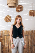 black vest - Image 4